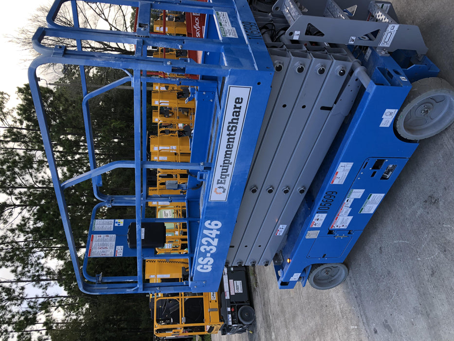 2020 Genie GS-3246 Standard, Folding full height swing gate