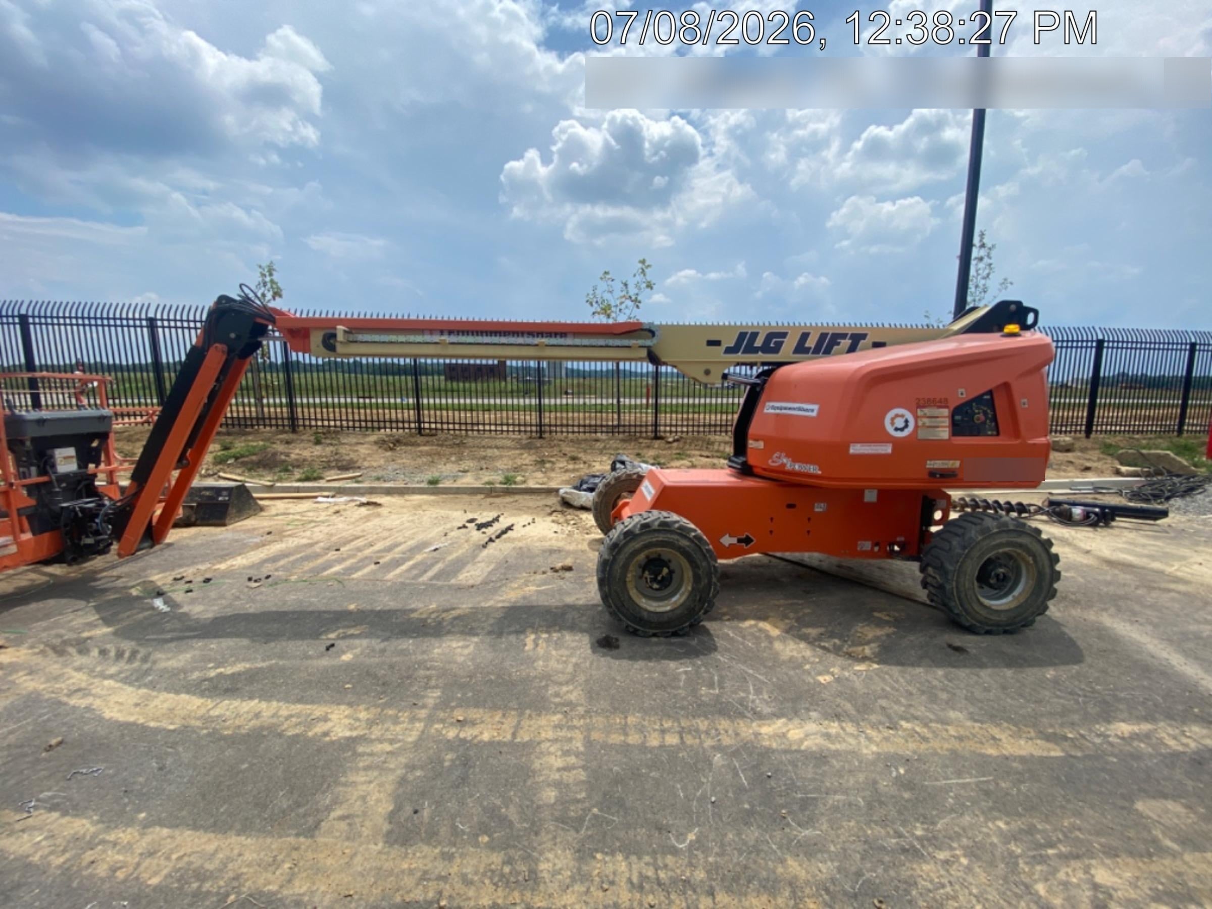 2022 JLG 460SJ