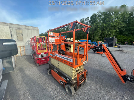 2021 JLG ES1932