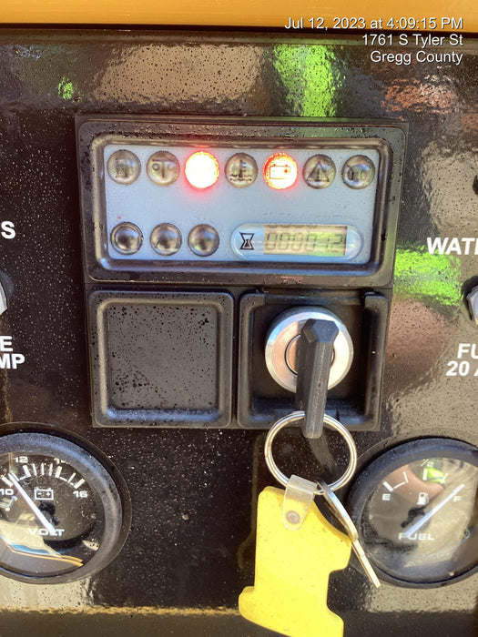 2023 Vac-Tron LP573XDT T4 Koehler Diesel Engine, 500 Gallon Debris Tank, x2 100 Gallon Water Tanks