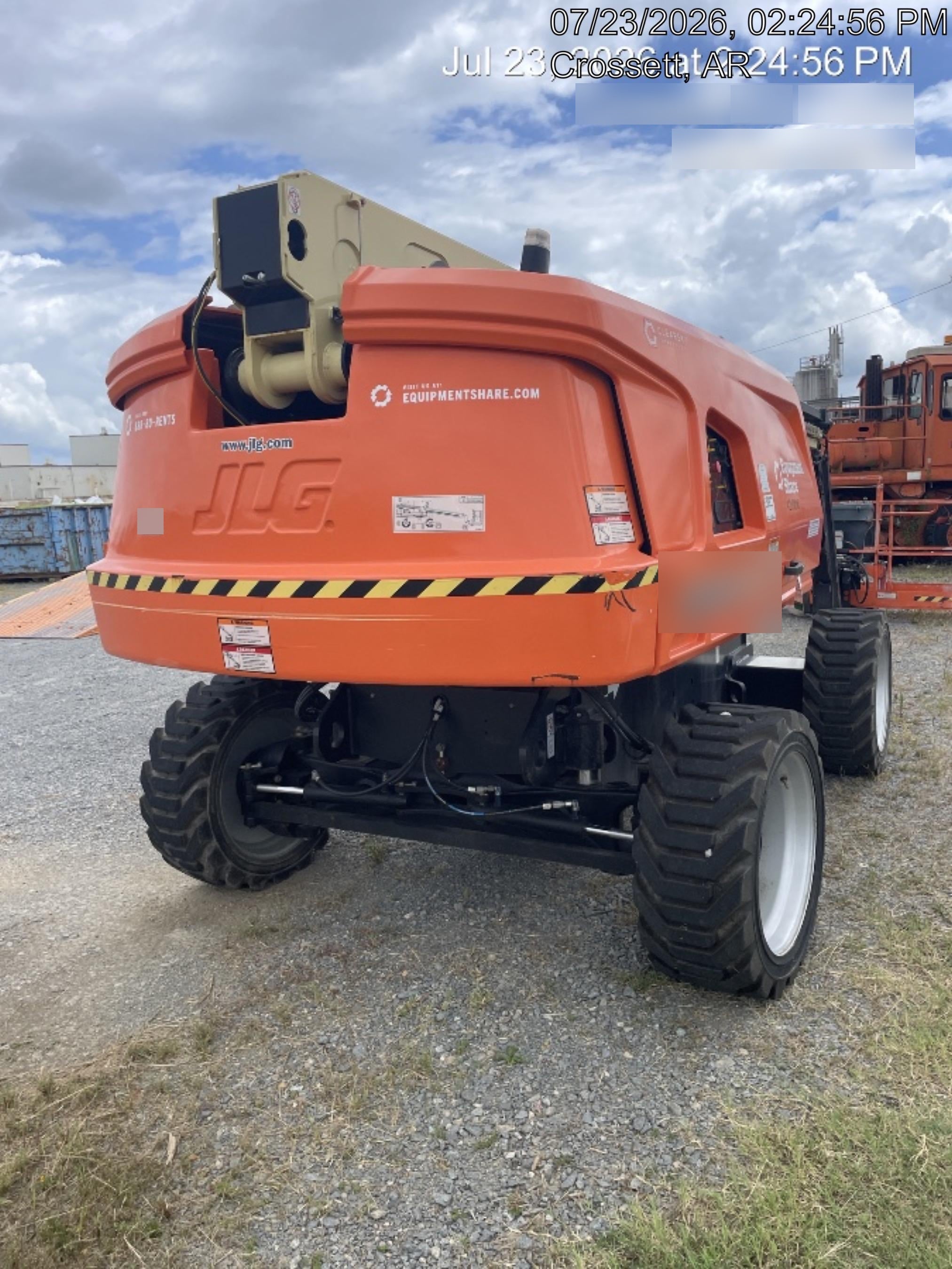 2024 JLG 660SJ