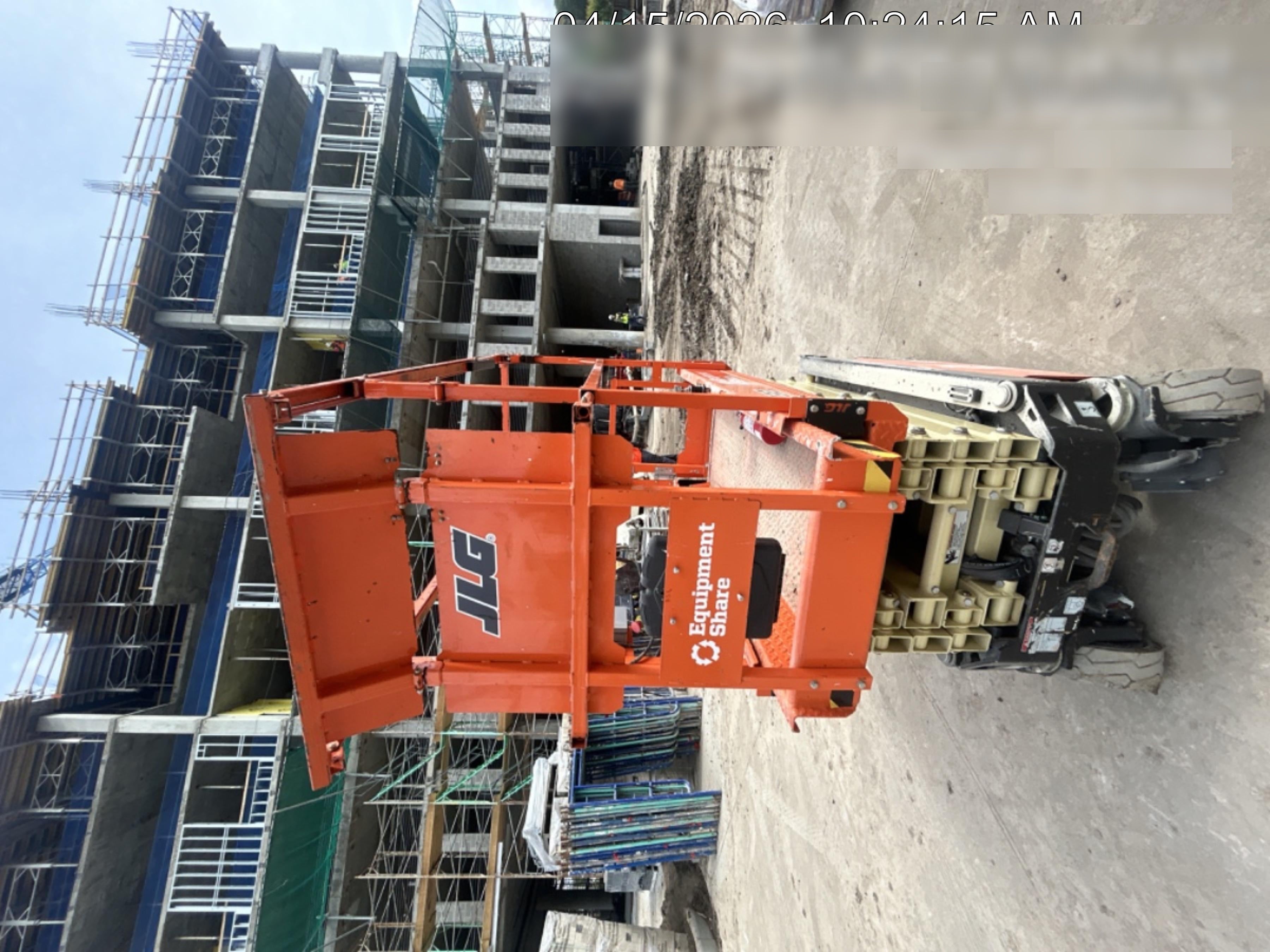 2022 JLG ES1932