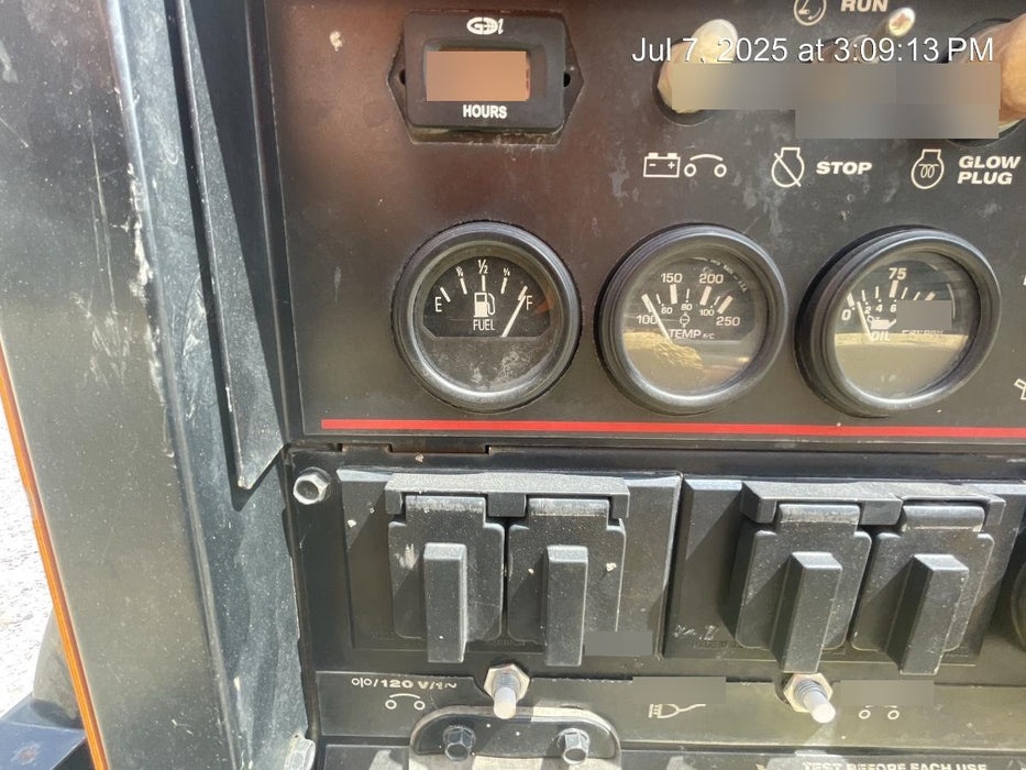 2021 Lincoln Electric Vantage 322 Vantage 322 Ready Pak 3 w/ Decals, ORANGE (includes trailer, cable rack, fender light kit) NO Telematics