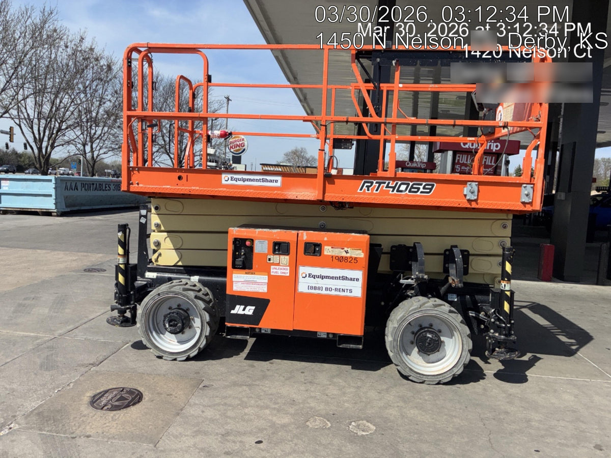 2021 JLG RT4069