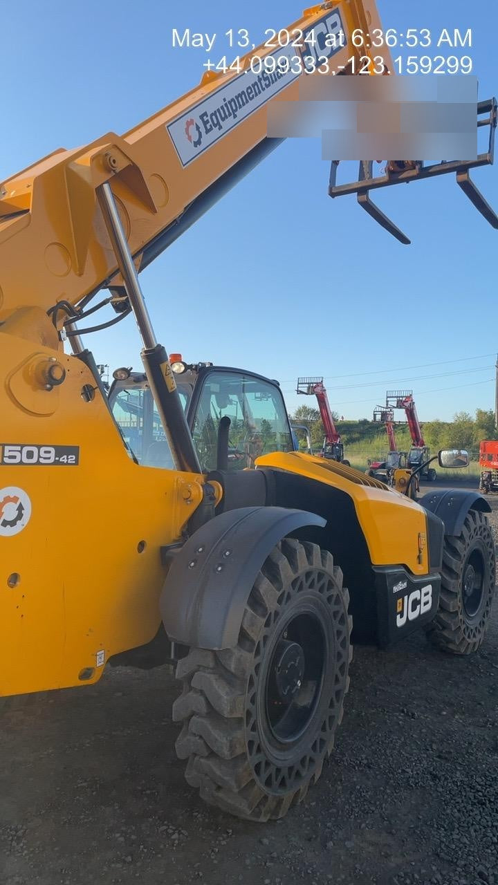 2022 JCB 509-42