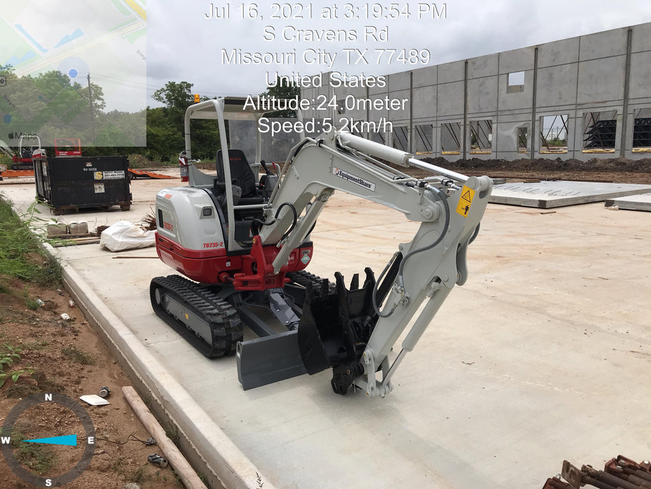 2021 TAKEUCHI TB235-2R