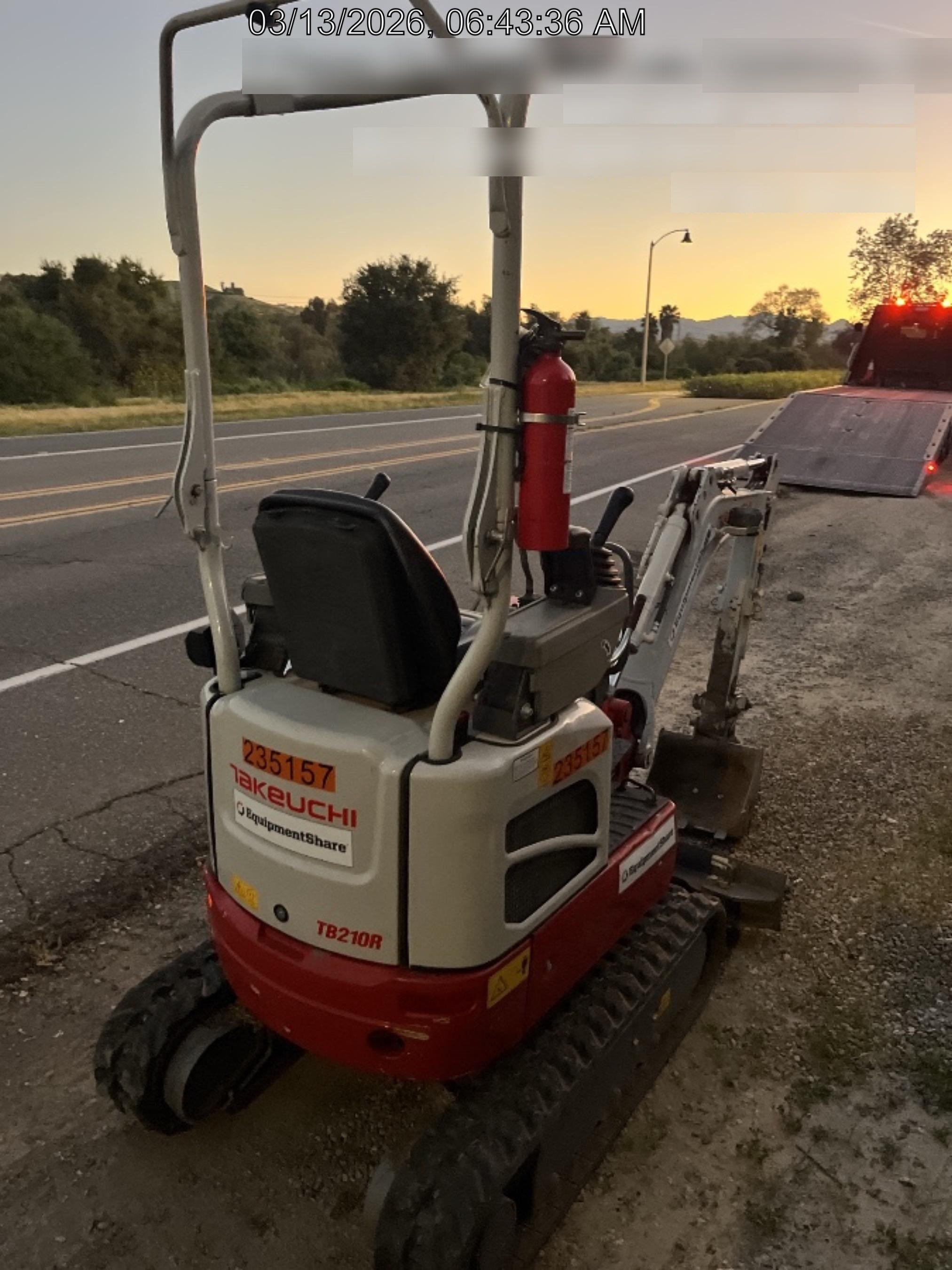 2022 TAKEUCHI TB210R
