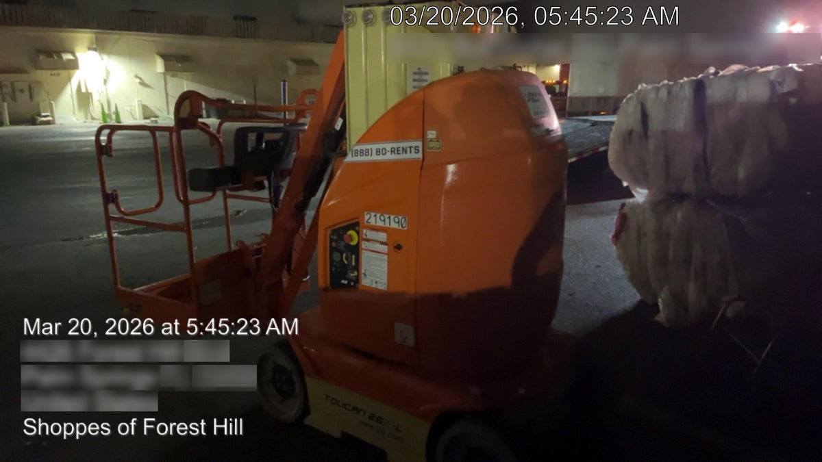2022 JLG 26E