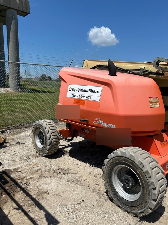 2021 JLG 450AJ