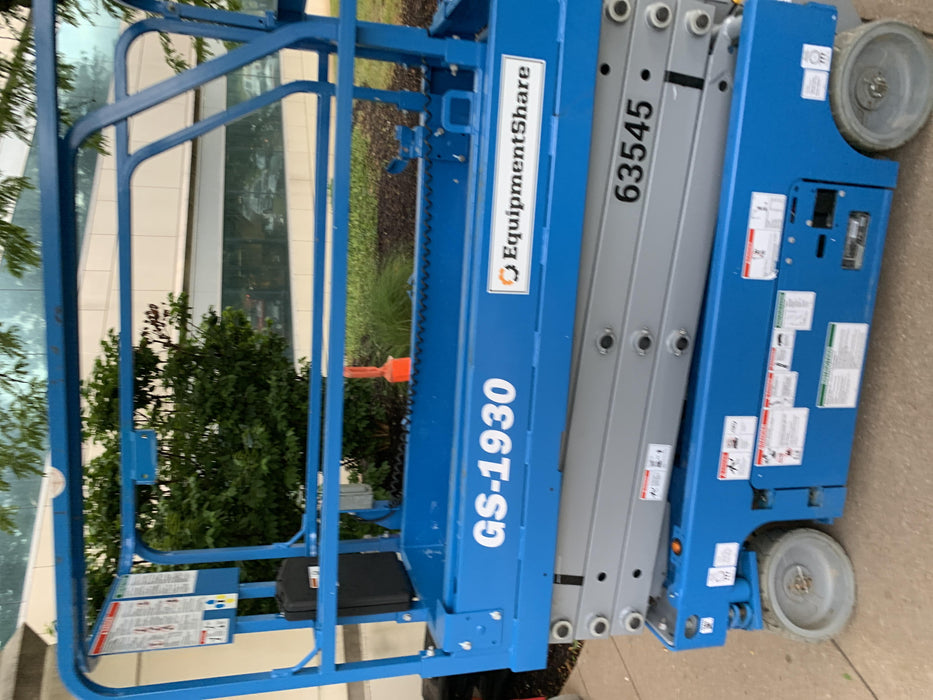 2020 Genie GS-1930 Solid Non Marking Tires, Beacon, Folding rails with half height swing gate