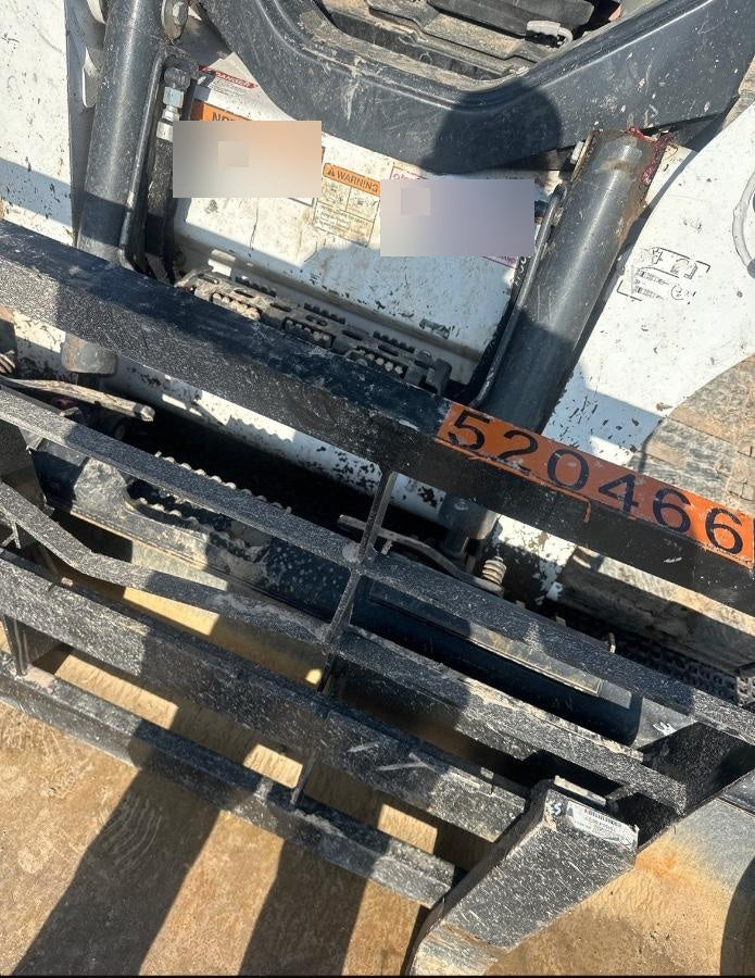 2025 ARROW MATERIAL HANDLING F5100CB