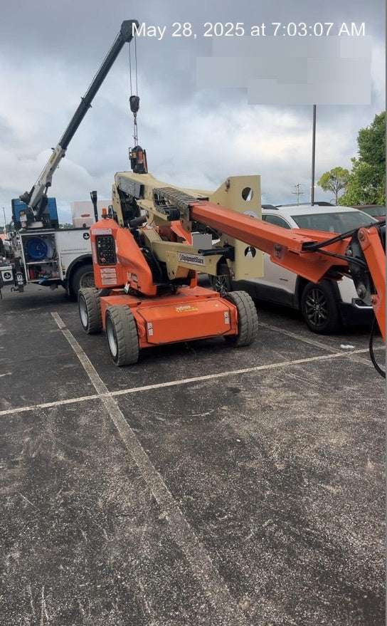 2019 JLG E450AJ