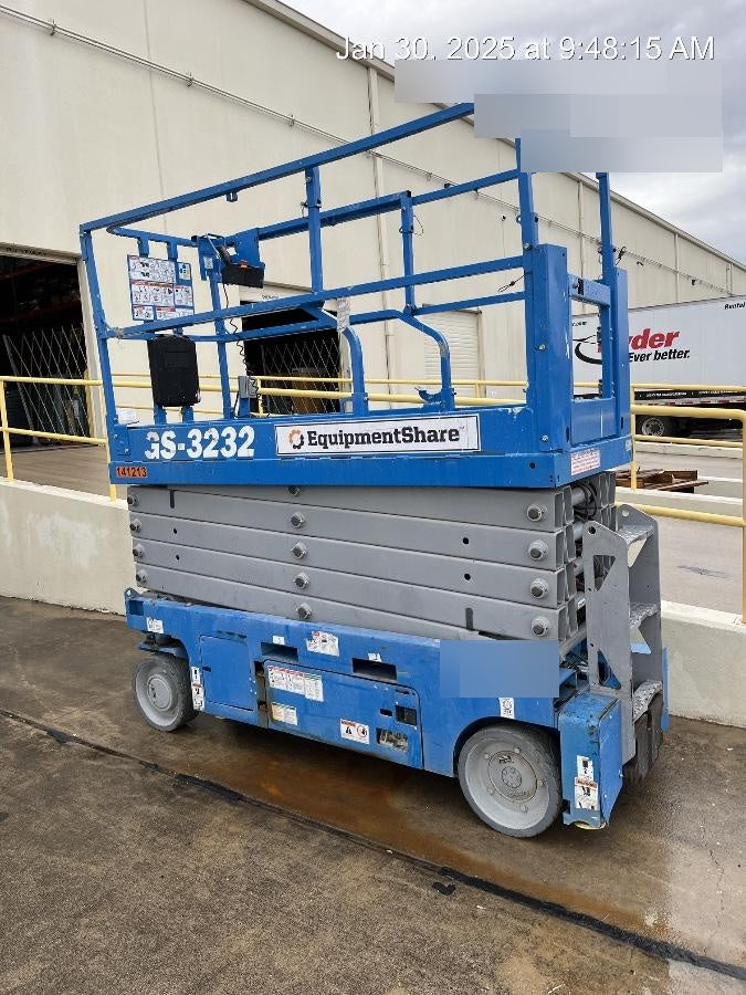 2022 GENIE GS-3232