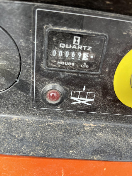 2023 JLG ES1932