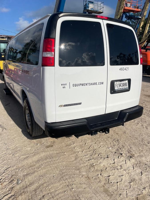 2024 CHEVROLET Express Van - Rental