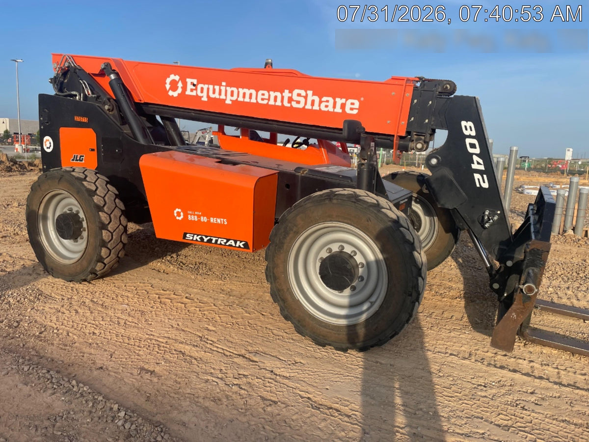 2023 SKYTRAK 8042