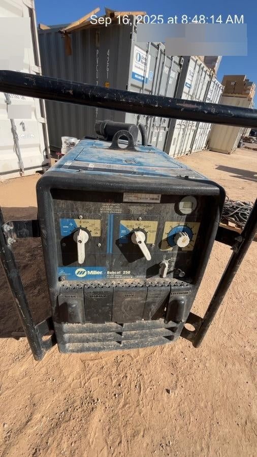 2019 Miller Electric BOBCAT 250 LP/Propane, Running Gear, Tank Bracket, Hose