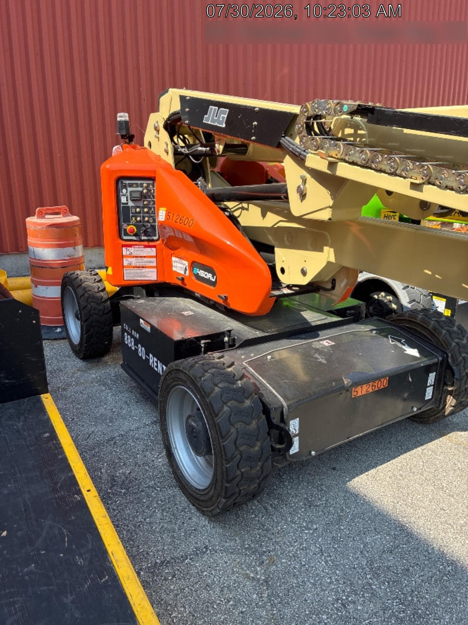 2025 JLG E450AJ
