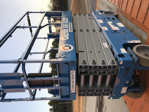 2018 Genie GS-3232 GS-3232 w/Folding rails, Half height swing gate