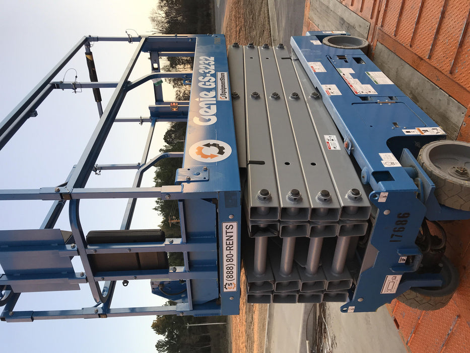 2018 Genie GS-3232 GS-3232 w/Folding rails, Half height swing gate