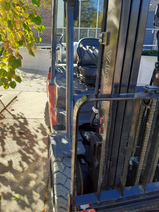 2022 TOYOTA 50-8FGU25