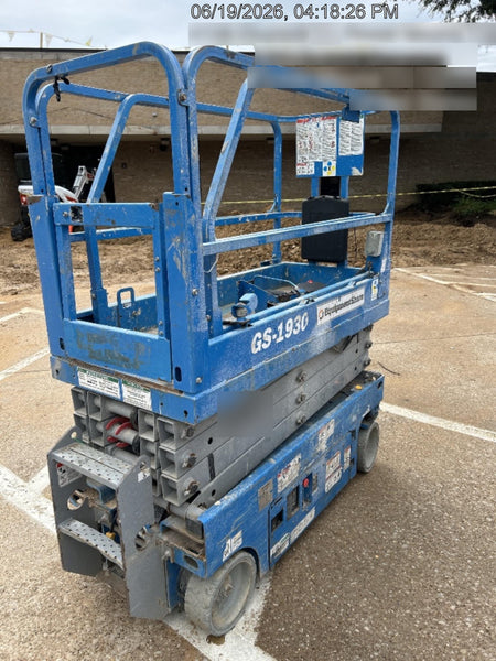 2020 Genie GS-1930 Solid Non Marking Tires, Beacon, Folding rails with half height swing gate