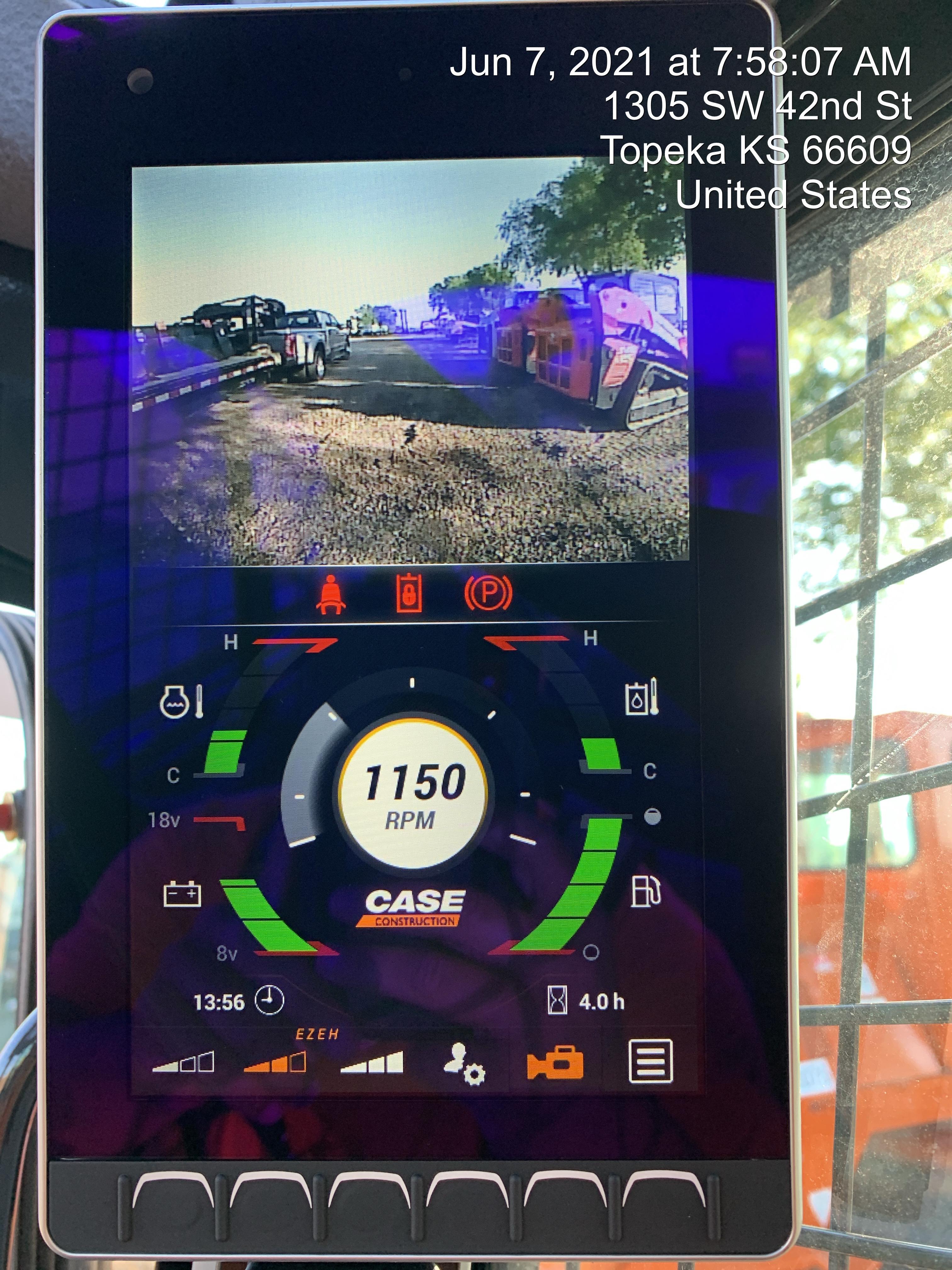 2021 CASE TR270B