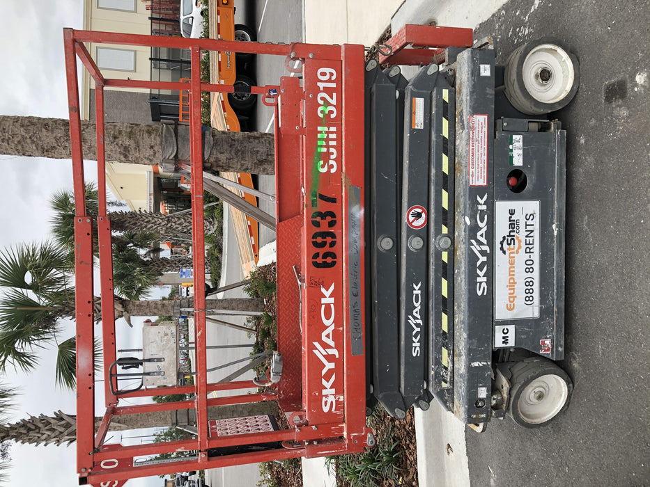 2018 SKYJACK SJIII-3219