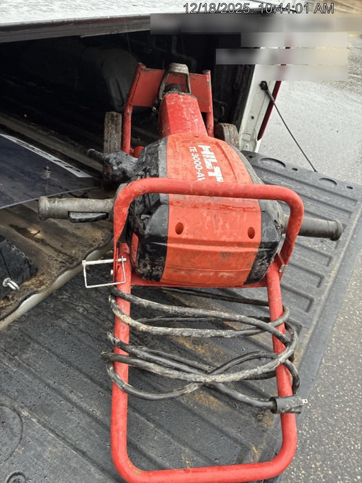 2020 HILTI TE 3000-AVR