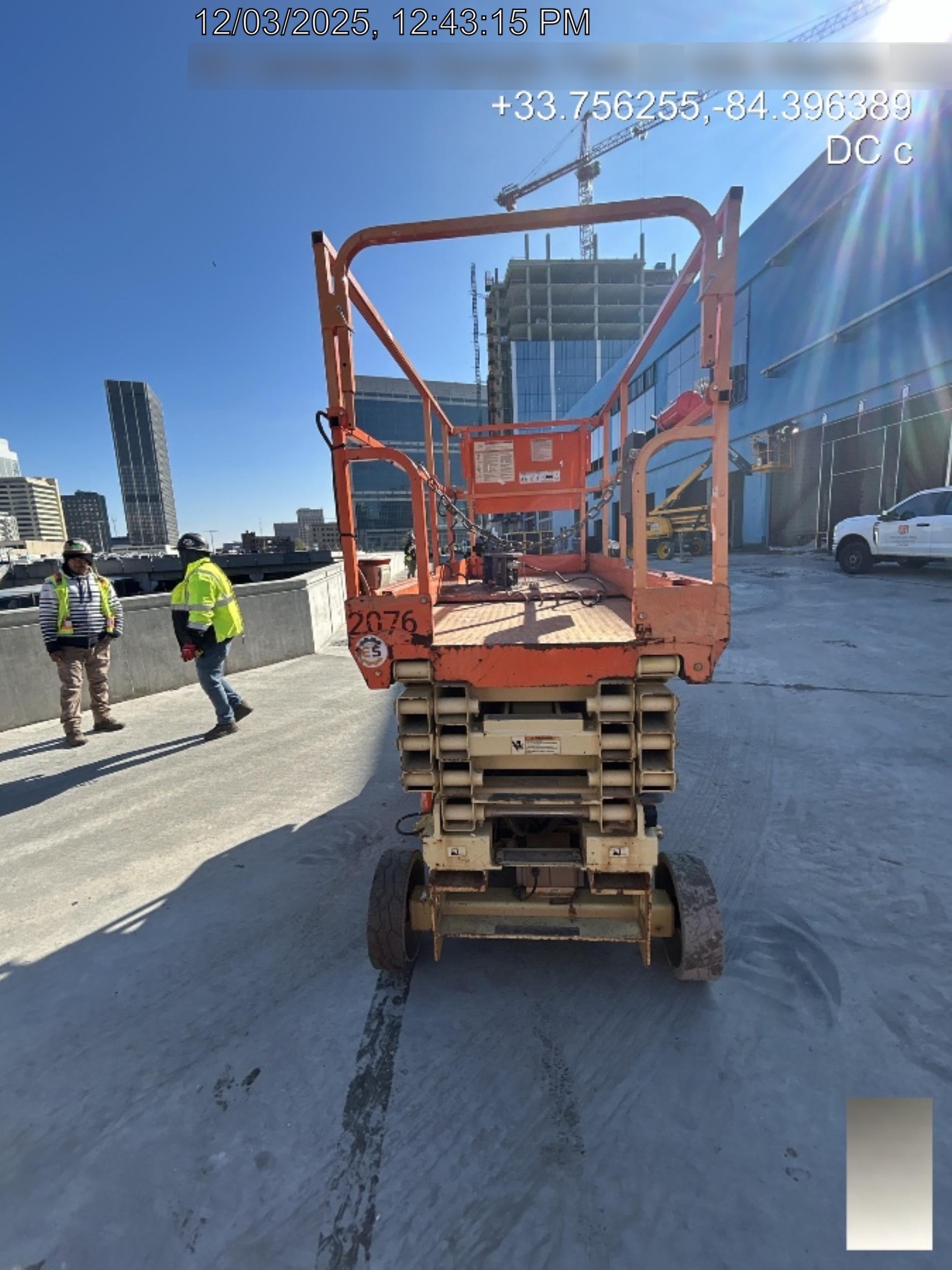 2016 JLG 3246ES
