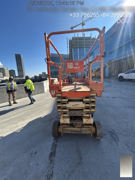2016 JLG 3246ES