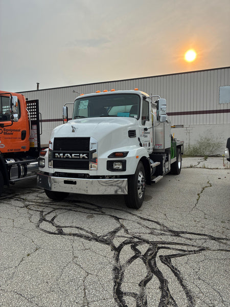 2027 MACK MD642 Sanitation Truck