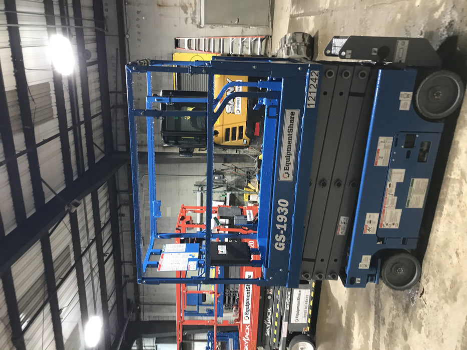 2020 Genie GS-1930 Solid Non Marking Tires, Beacon, Folding rails with half height swing gate, Telematics