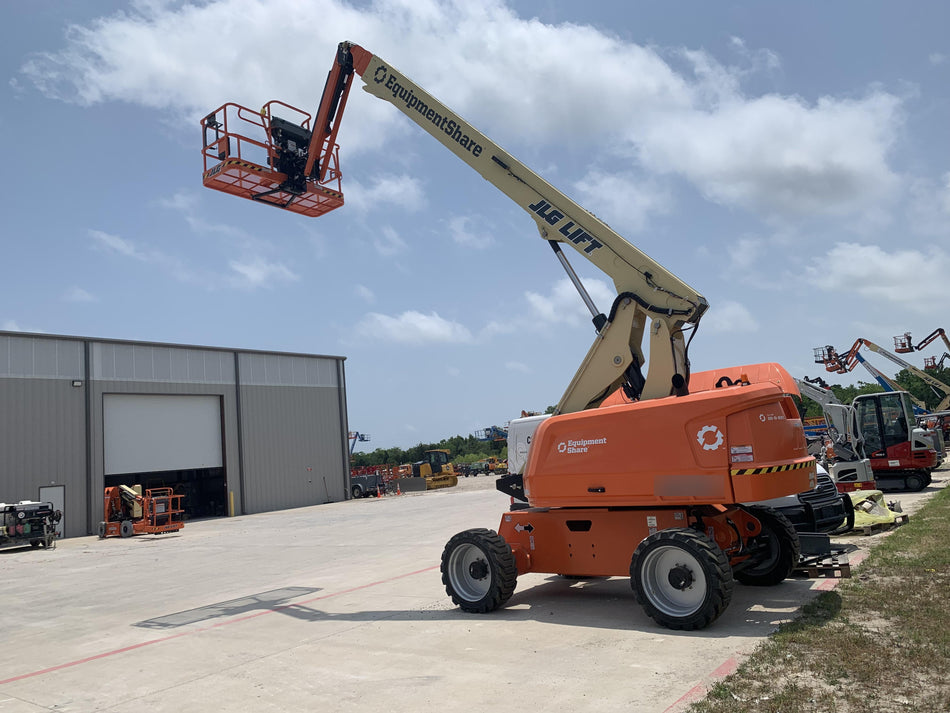 2022 JLG 660SJ