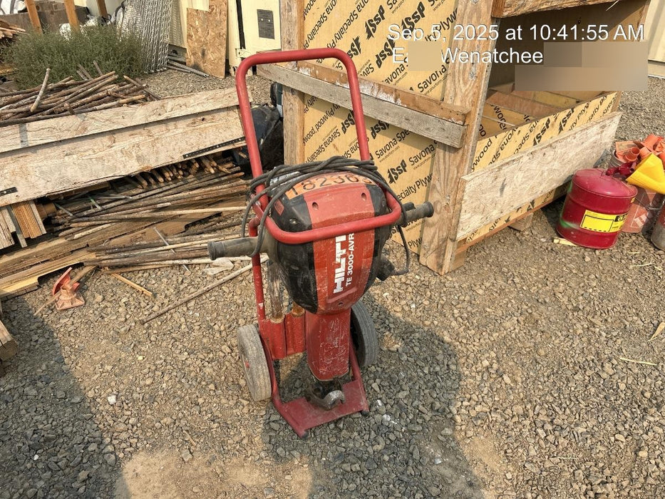 2021 HILTI TE 3000-AVR