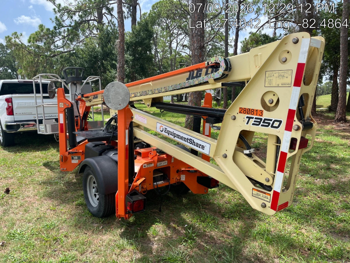 2022 JLG T350