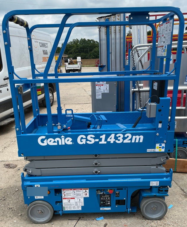 2023 GENIE GS-1432