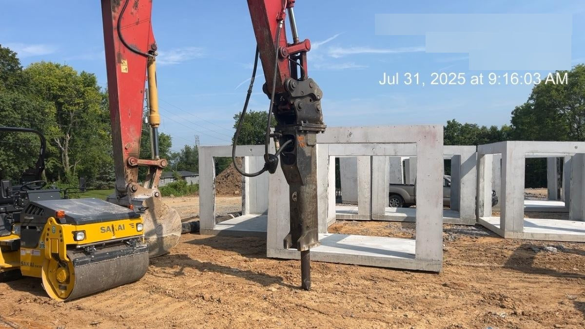 2021 EPIROC EC140T