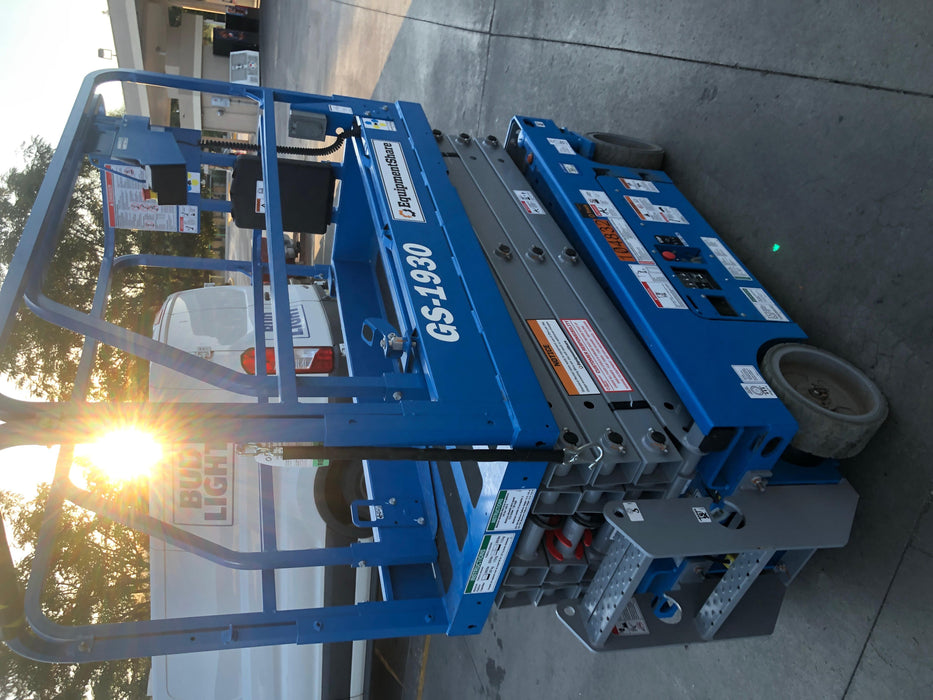 2020 Genie GS-1930 Fixed rails with chain entry gate - Pre A92.20