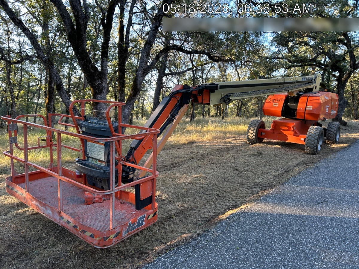 2023 JLG 860SJ