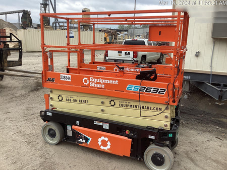 2022 JLG ES2632