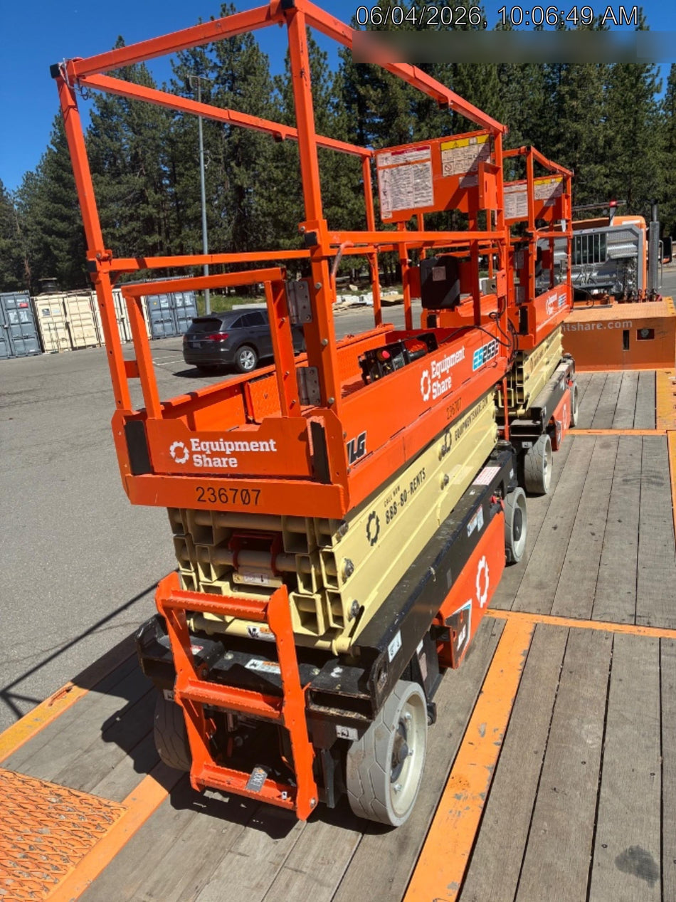 2022 JLG ES2632