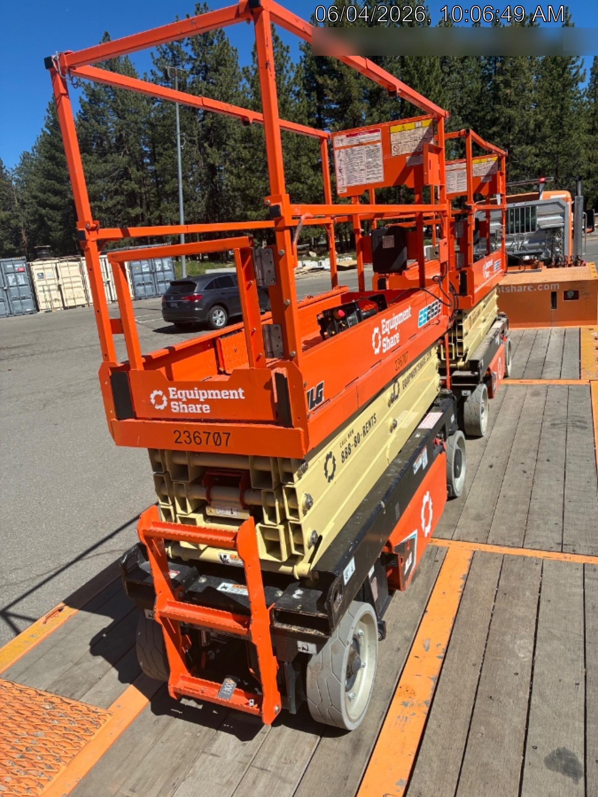 2022 JLG ES2632