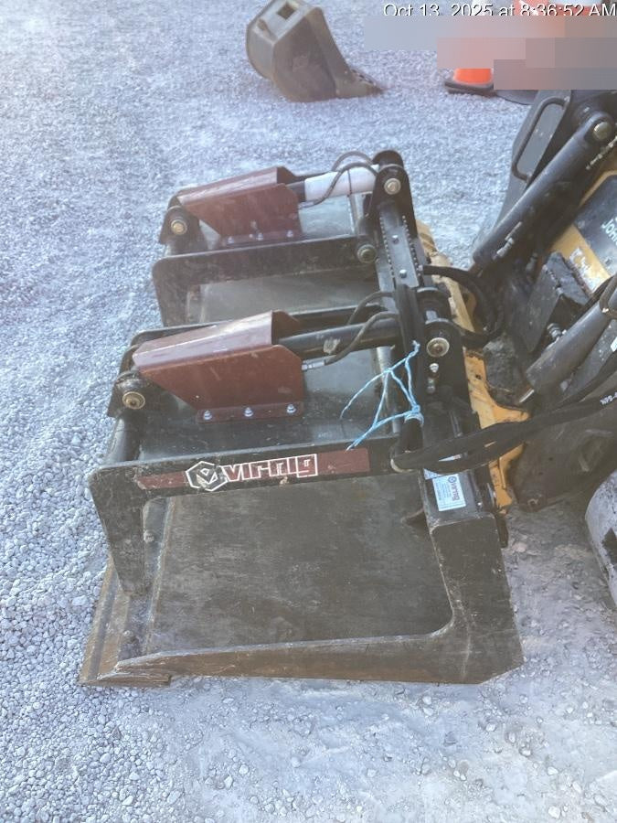 2019 PALADIN 76" Scrap Grapple Bucket - Paladin
