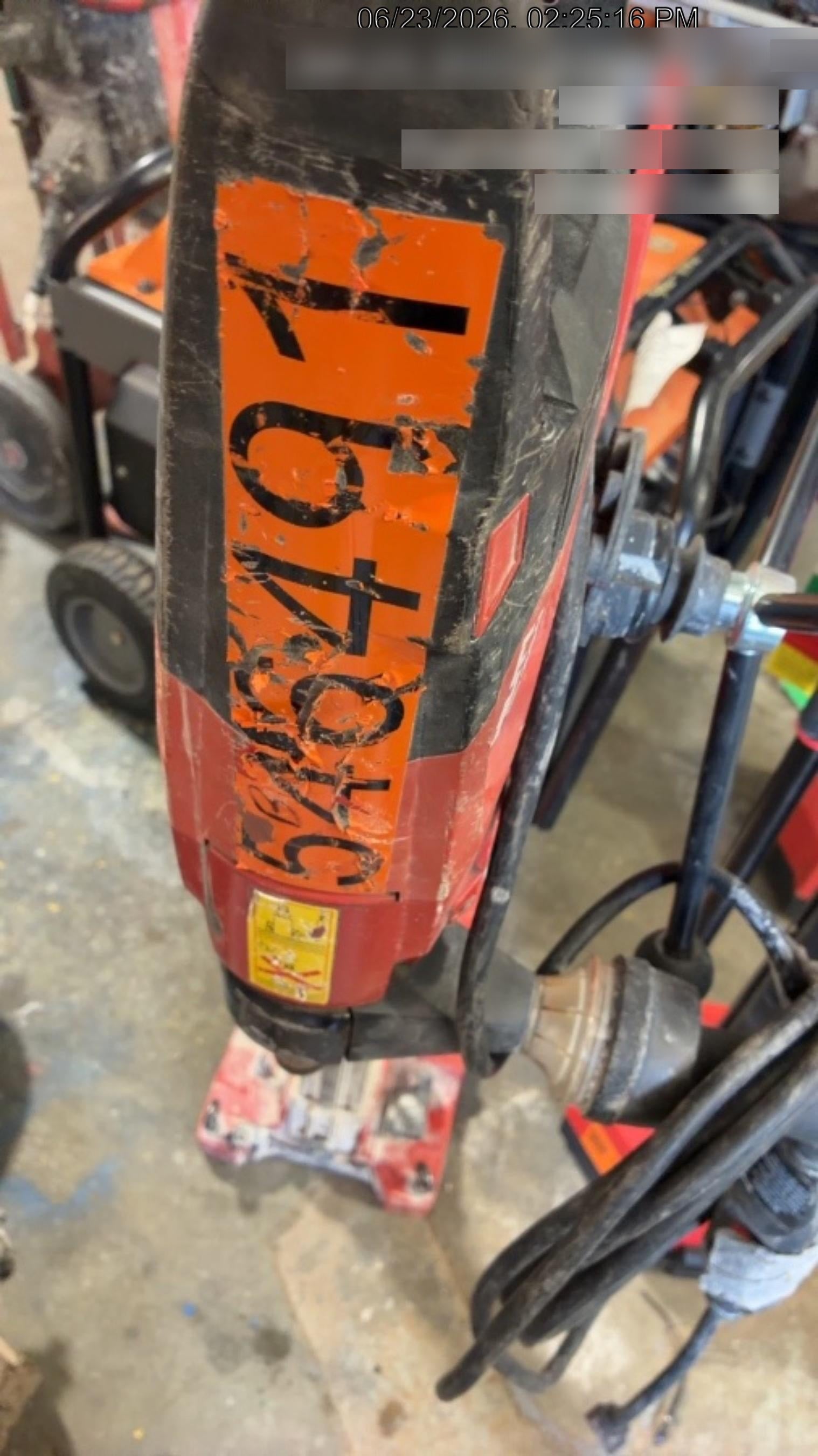 2025 HILTI DD150U