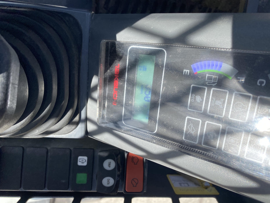 2019 Takeuchi TL8 Canopy, 15" Wide Rubber Tracks, Back-up Alarm, Front & Rear Working Lights, Auxiliary Hydraulics, Two-Speed Travel, Electronic Monitoring System 76" HD Smooth Dirt Bucket with Bolt-On Edge, 20.3 cubic feet Capacity