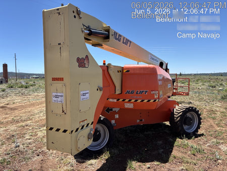 2022 JLG 800AJ