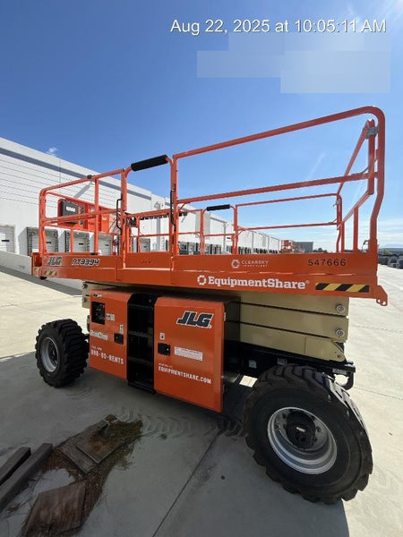 2025 JLG RT3394