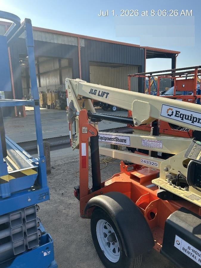 2022 JLG T350