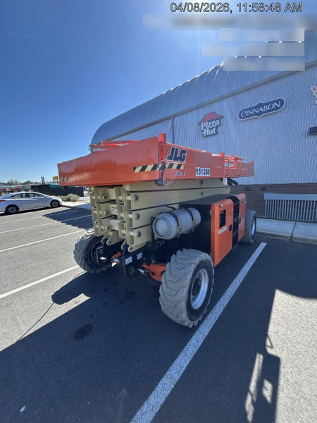 2021 JLG 430LRT